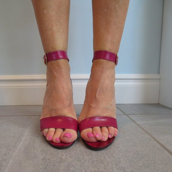 LAST CHANCE BEVERLY FELDMAN Vintage Rose Red High Heel Ankle Strap Sandals - Picture 3 of 14